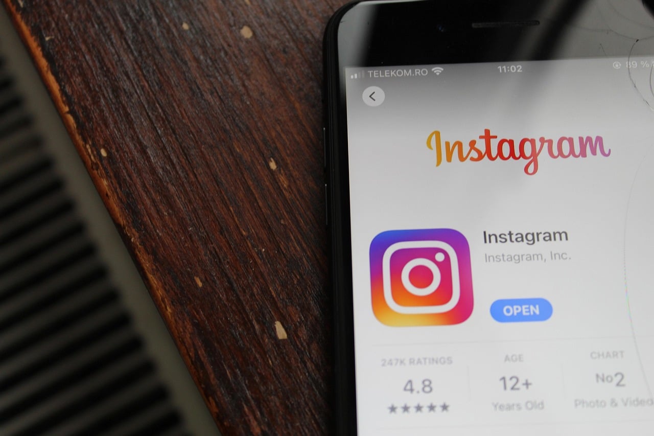 Using Social Listening to Enhance Your Instagram Shopping Strategy
